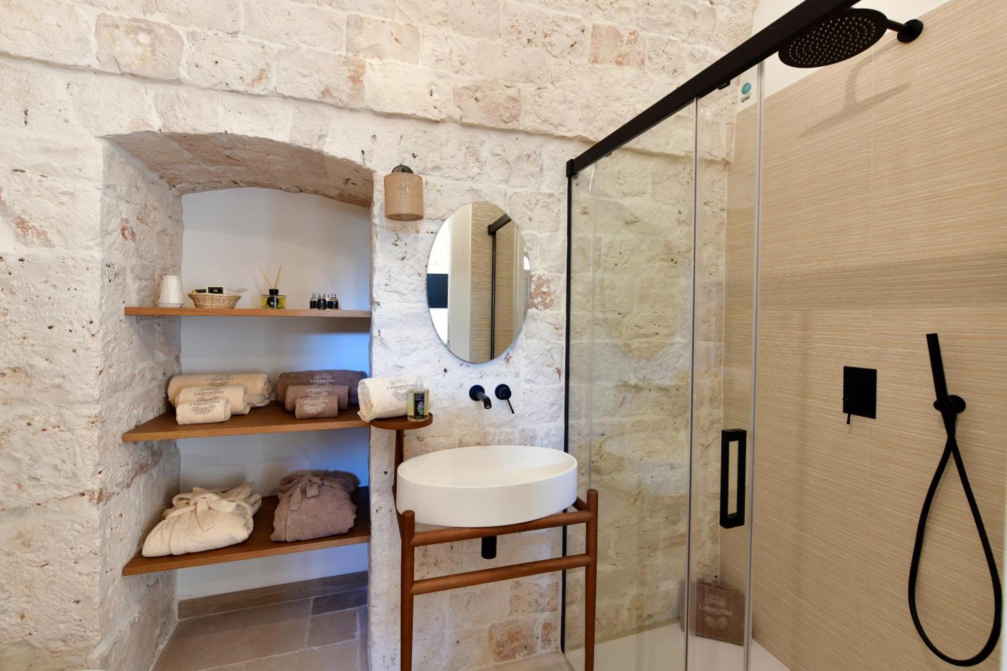 Lamarossa Trulli & Suites Antonelli Bagian luar foto