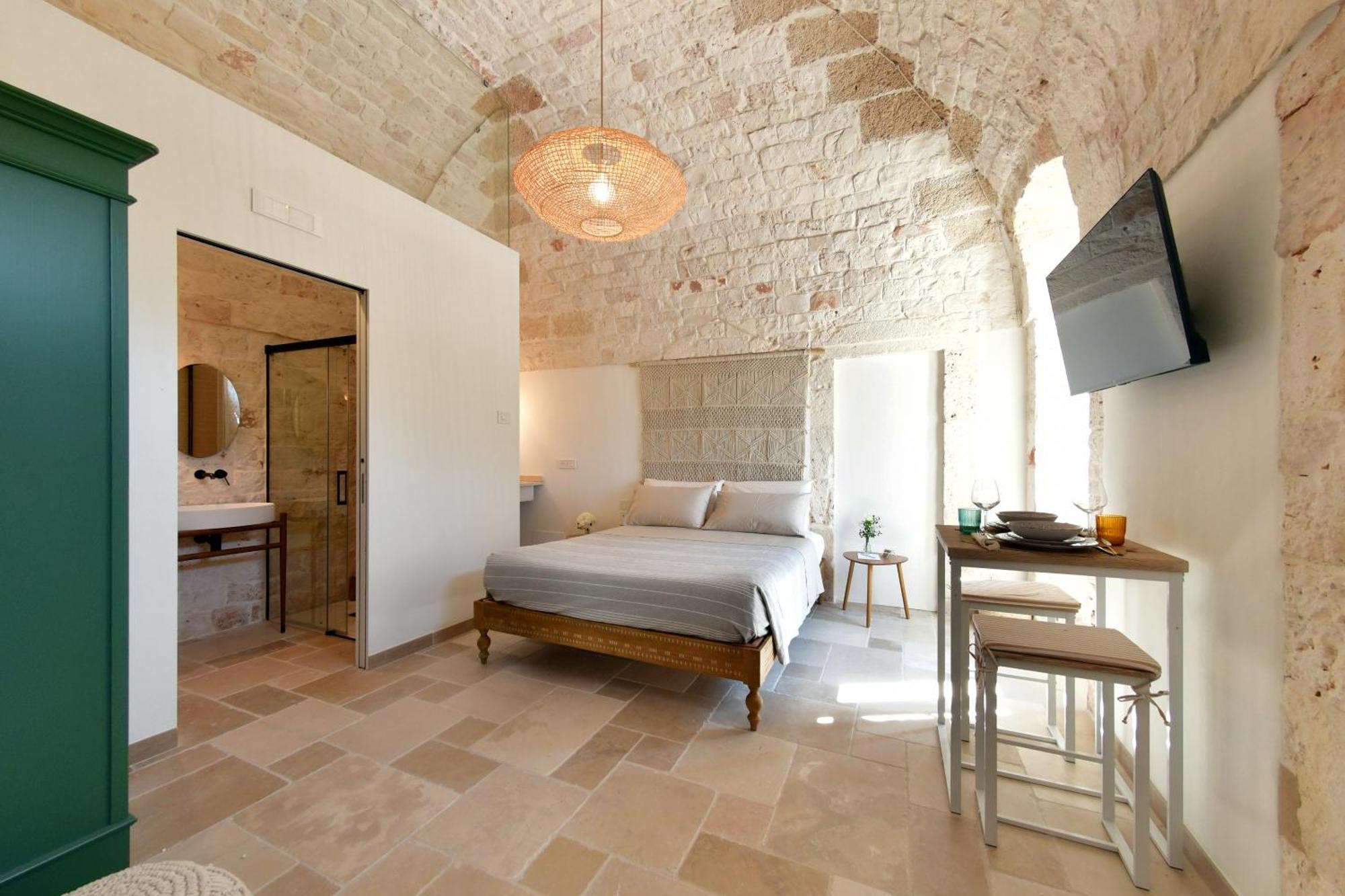 Lamarossa Trulli & Suites Antonelli Bagian luar foto