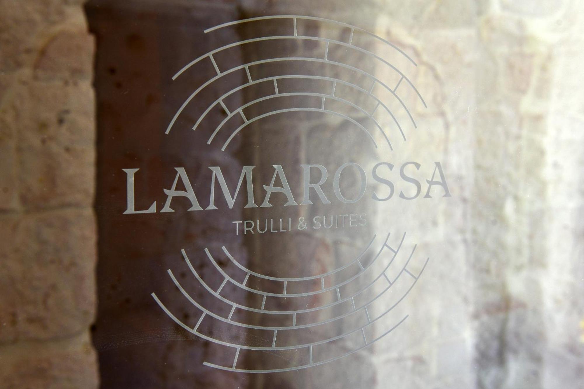 Lamarossa Trulli & Suites Antonelli Bagian luar foto