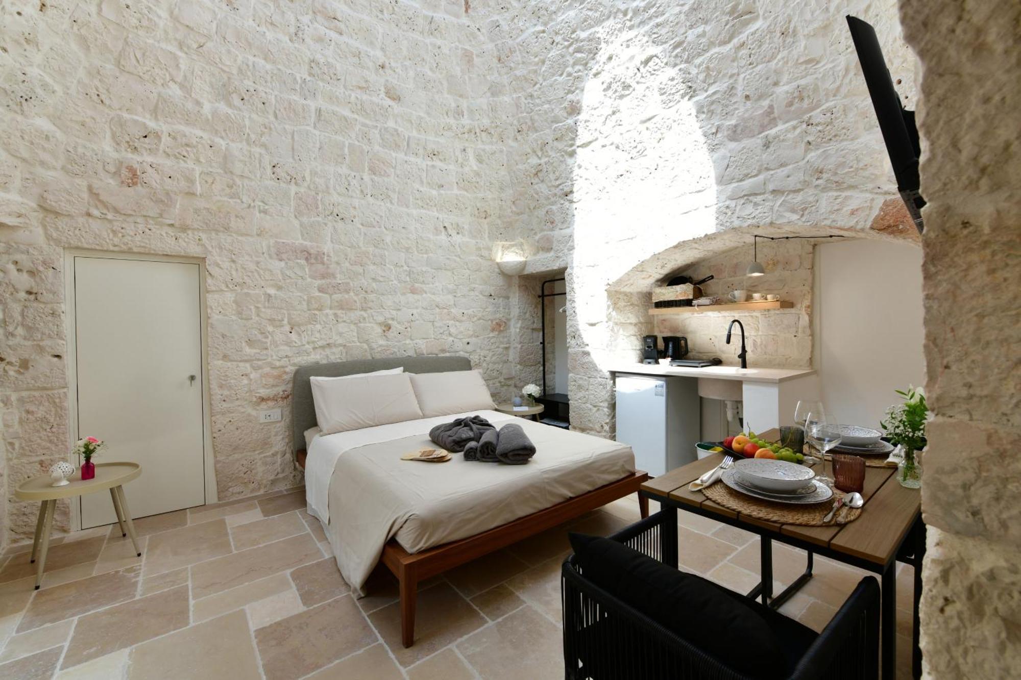 Lamarossa Trulli & Suites Antonelli Bagian luar foto