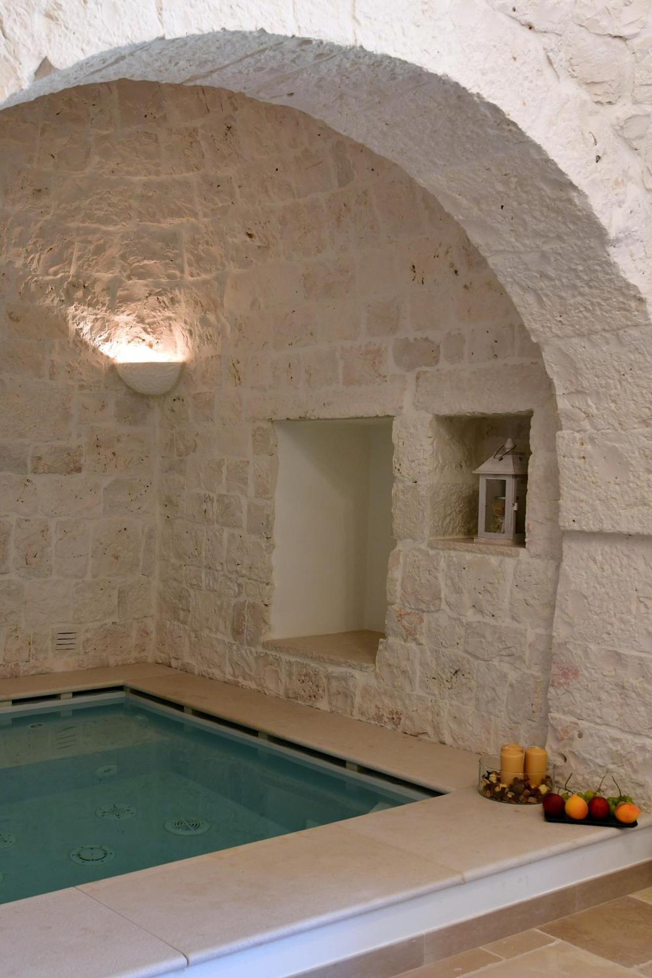 Lamarossa Trulli & Suites Antonelli Bagian luar foto