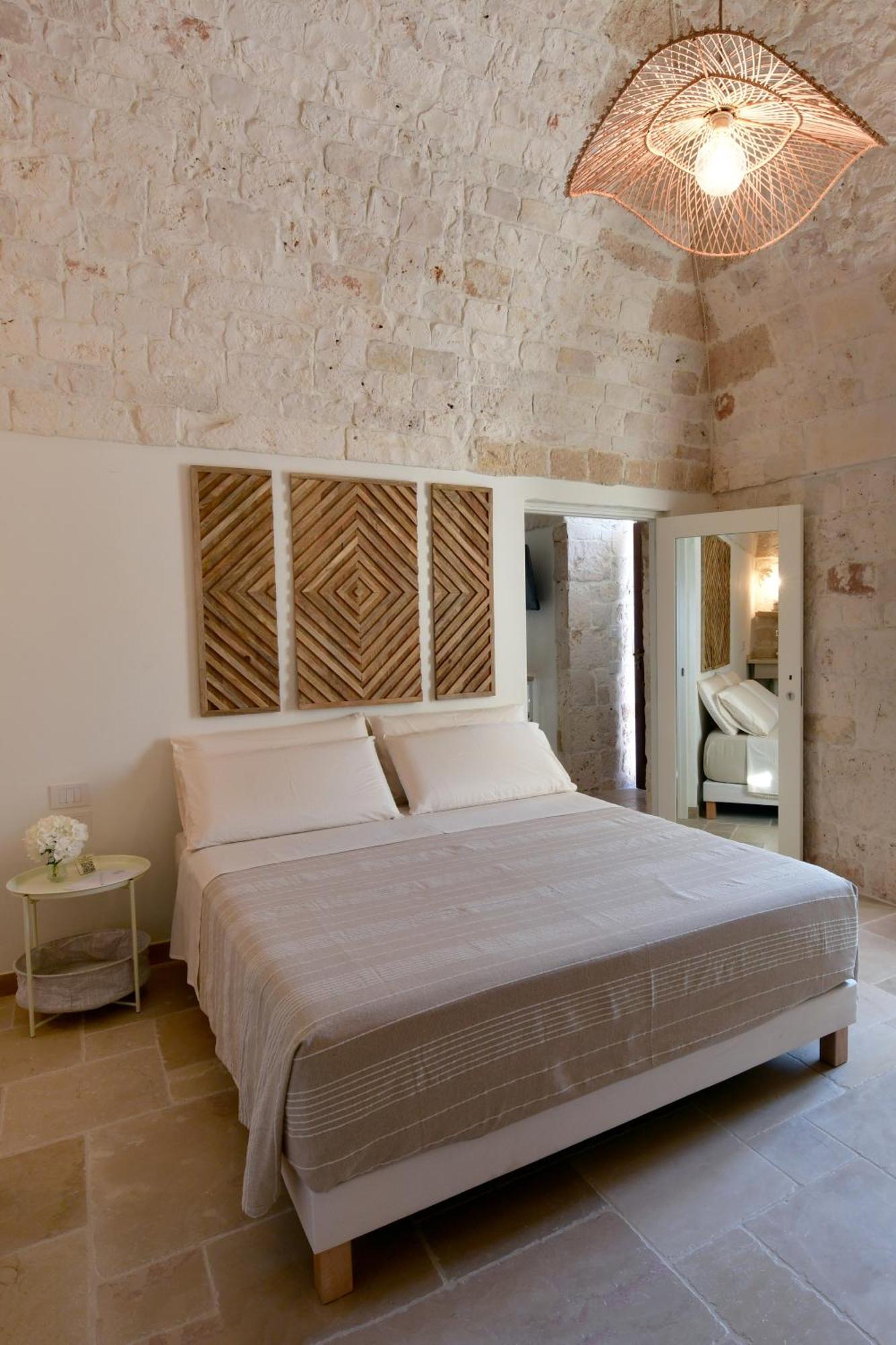 Lamarossa Trulli & Suites Antonelli Bagian luar foto
