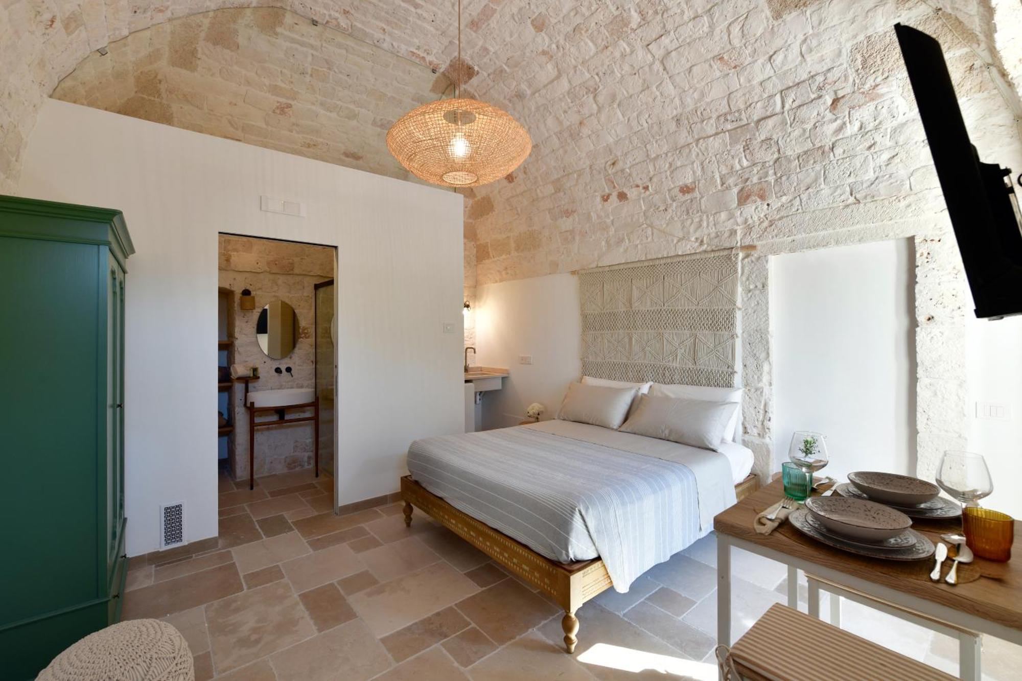 Lamarossa Trulli & Suites Antonelli Bagian luar foto