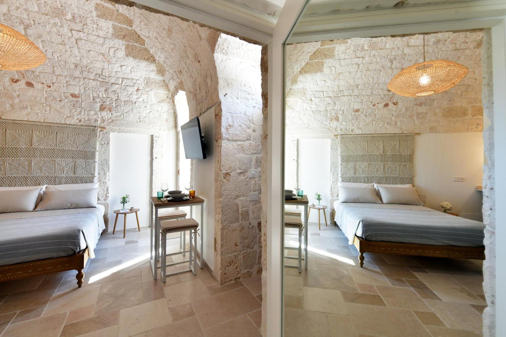 Lamarossa Trulli & Suites Antonelli Bagian luar foto
